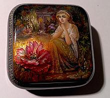 Scarlett Flower - a box, Fedoskino lacquer painting technique