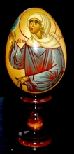 Xenia Of Saint-Petersburg - Easter egg: tempera, acrylic, linden wood, acrylic varnish